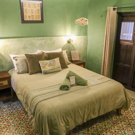 메리다 Kuka Y Letras B&B 외부 사진